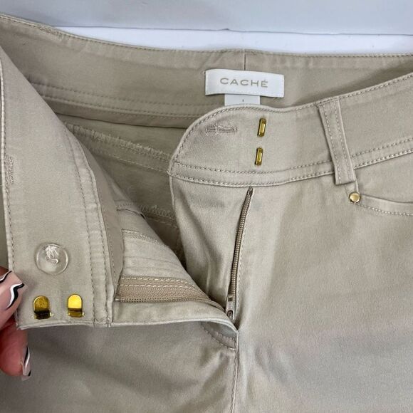 Cache| Bermuda| shorts| Has stretch| Thick material - Picture 10 of 11